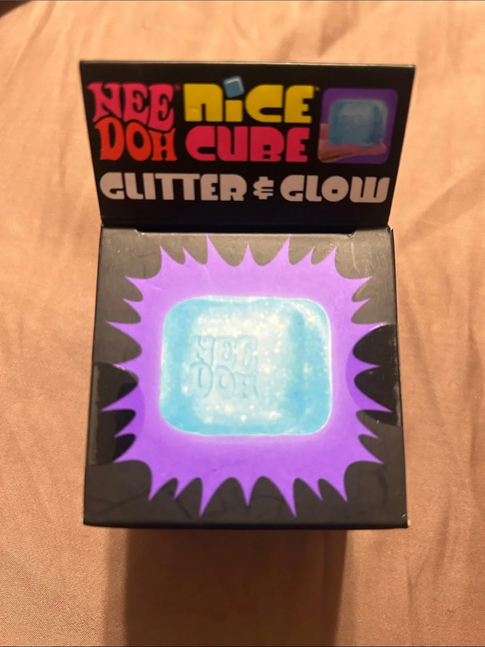 New Nice Cube Glitter & Glow Super Solid Squish - Blue ()